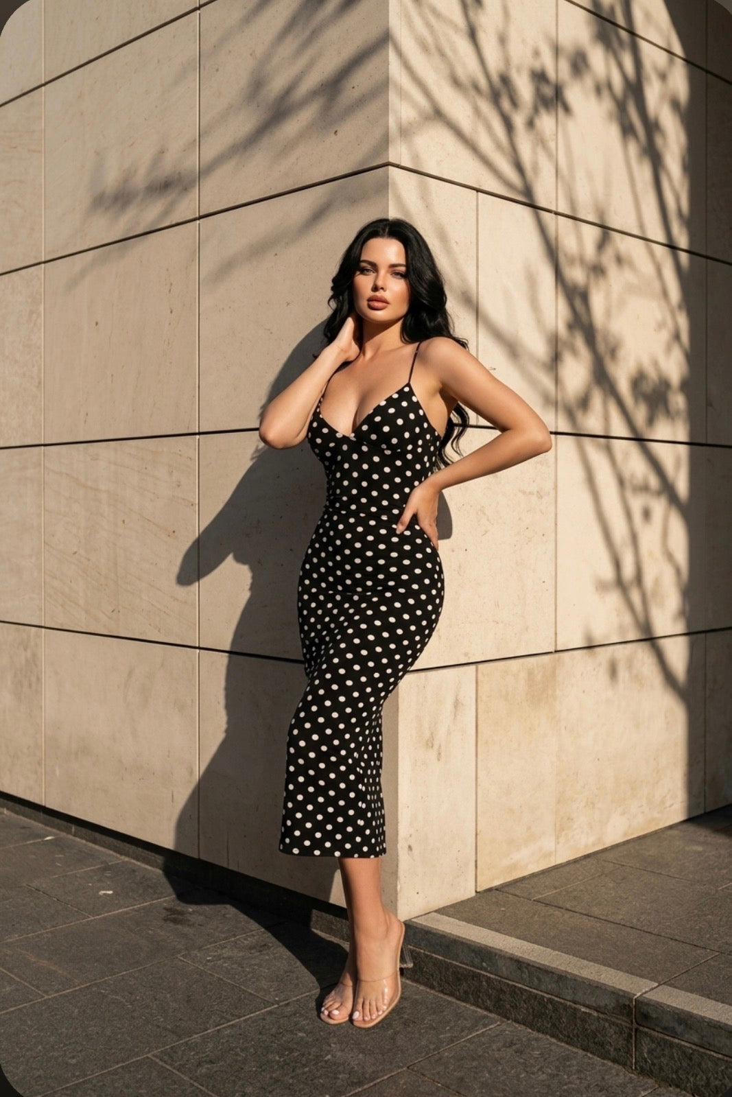 Robe Élégance Pois Noir& Blanc ✨